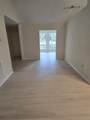 405 Oak Lake Circle - Photo 11