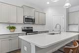 2405 Capri Court - Photo 9