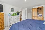 323 Woodcross Court - Photo 21