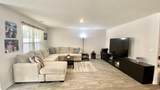328 Woodcross Court - Photo 16
