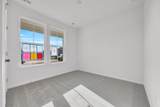 431 Joseph St - Photo 3