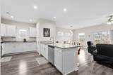 953 Oak Hollow St. - Photo 11