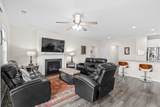 953 Oak Hollow St. - Photo 9