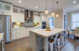 1524 Pershing Loop - Photo 2