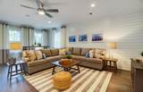 1524 Pershing Loop - Photo 8