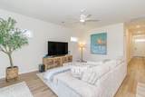 958 Oak Hollow St. - Photo 6