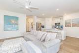 958 Oak Hollow St. - Photo 7