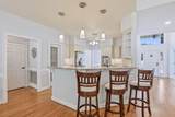 899 Shaftesbury Ln. - Photo 11
