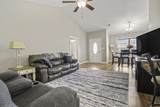 263 Macarthur Dr. - Photo 6