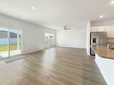 164 Saddle St - Photo 11