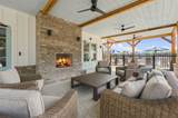3073 Claredon St - Photo 34