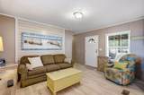 1521 Tanglewood Ave - Photo 4