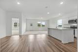165 Admiral St - Photo 3