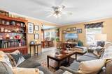 1649 Perry Circle - Photo 11
