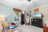 1649 Perry Circle - Photo 20