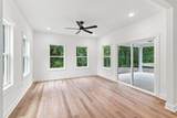 2033 Meadowood Ln. - Photo 14