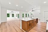 2033 Meadowood Ln. - Photo 4