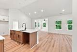 2033 Meadowood Ln. - Photo 5