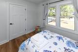 1931 Lakeview Circle - Photo 16