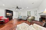587 Hawthorn Dr. - Photo 8