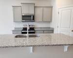 110 Avery Woods Dr. - Photo 3