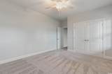 61 Yale Pl. - Photo 20