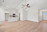 1107 Woodside Dr. - Photo 2