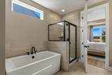 3068 Claredon St - Photo 20