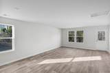 1119 Cooper Hawk Ln - Photo 8