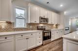 3081 Claredon St - Photo 4