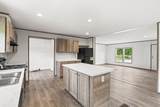 105 Retired Ave. - Photo 3