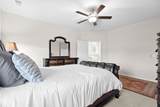 953 Oak Hollow St. - Photo 24