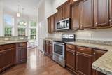 9060 Abingdon Dr. - Photo 11