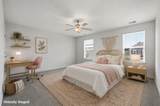 5555 Redleaf Rose Dr. - Photo 18