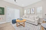 202 Madison Ct. - Photo 2