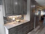 305 Hillside Dr. N - Photo 2