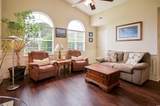 9411 Leeds Circle - Photo 8