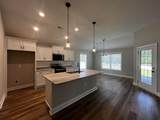 990 Inglewood Dr. - Photo 4