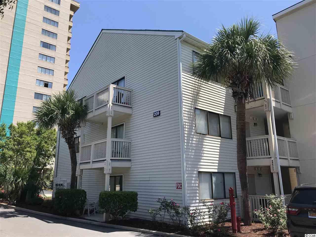 209 75th Ave N - Photo 1