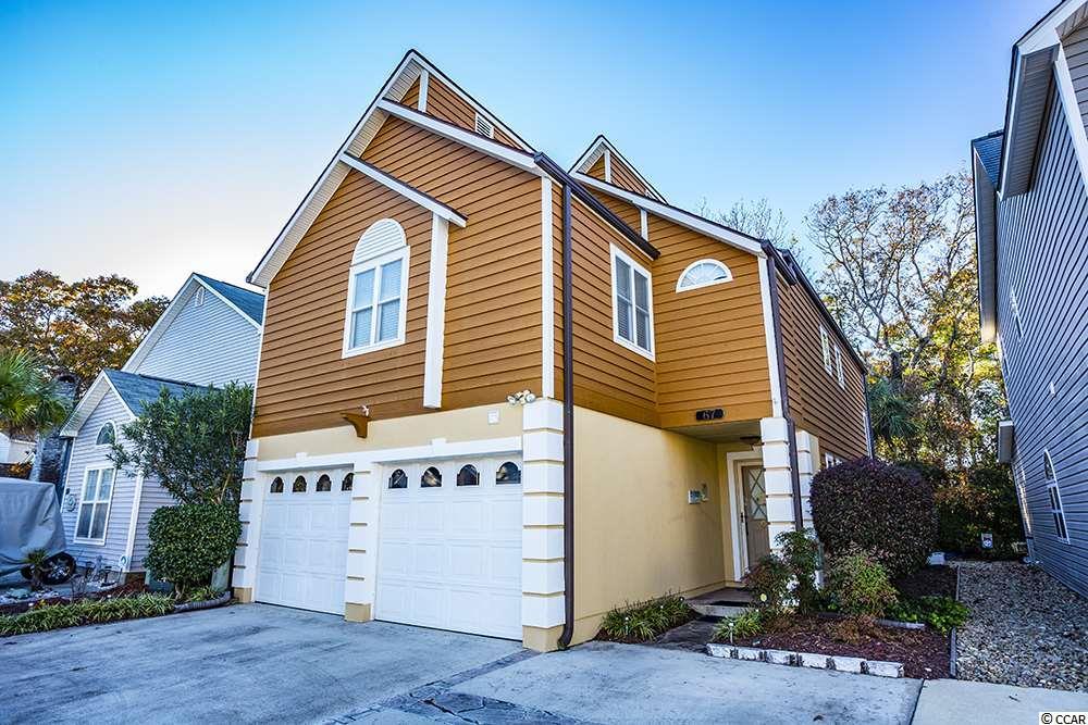 829 9th Ave. S - Photo 1