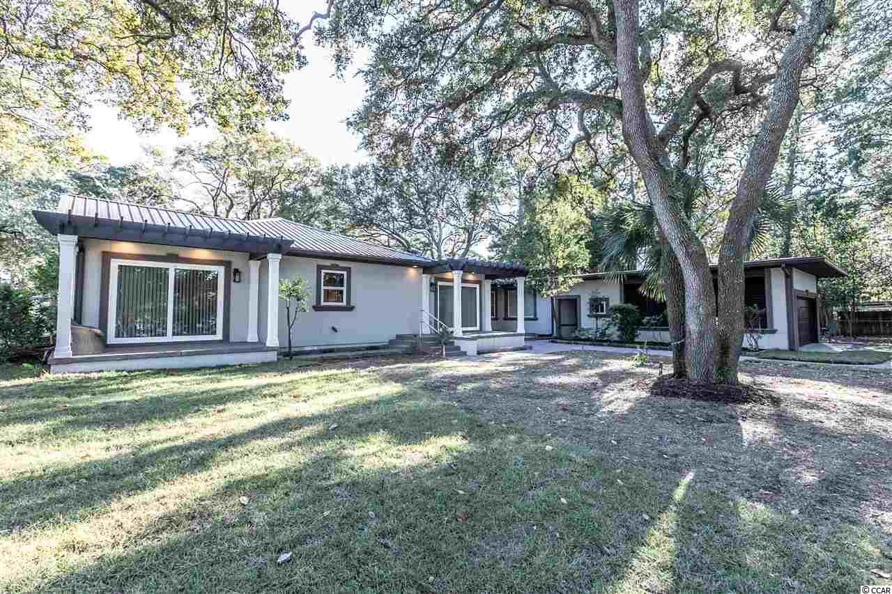 401 52nd Ave. N - Photo 1
