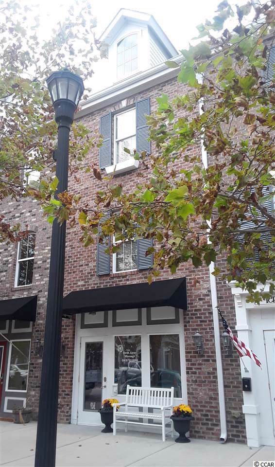 926 Iris St. - Photo 1