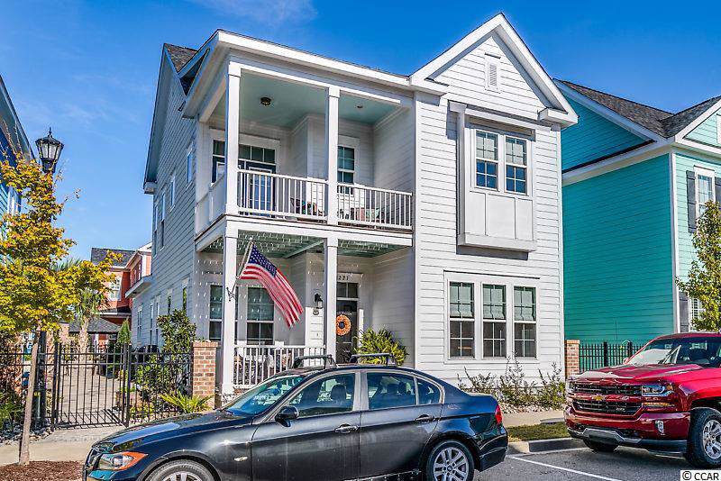 1221 Peterson St. - Photo 1