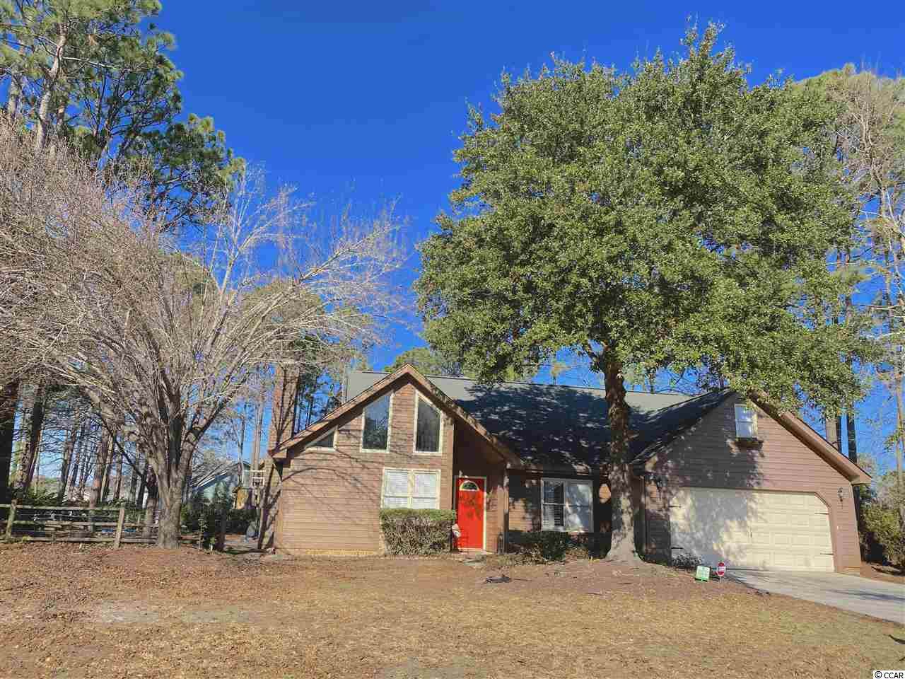 2146 Lakeview Circle - Photo 1