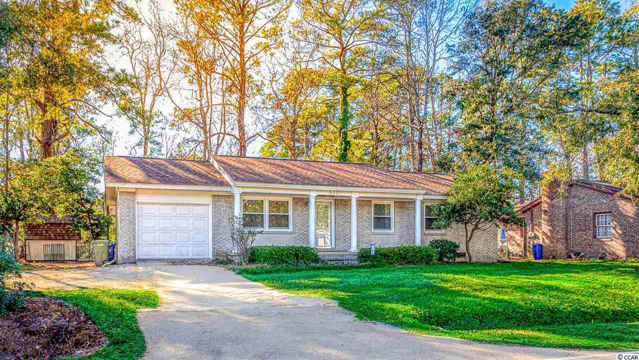 617 17th Ave. N - Photo 1