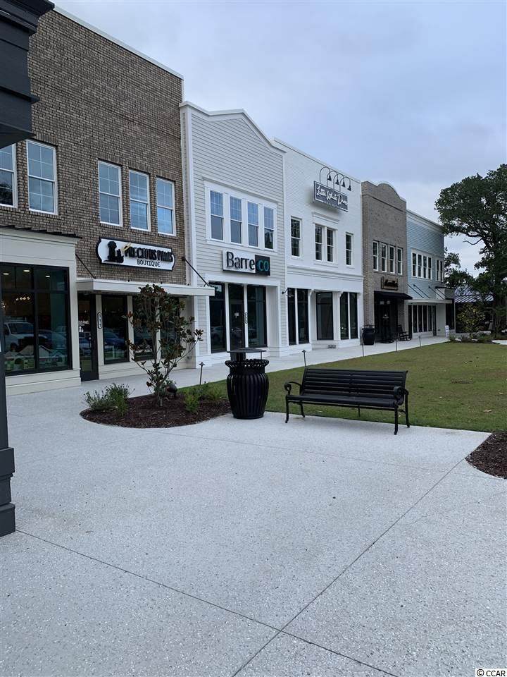 4377 N Kings Hwy. - Photo 1