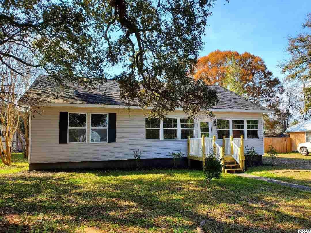 1710 Oak St. - Photo 1