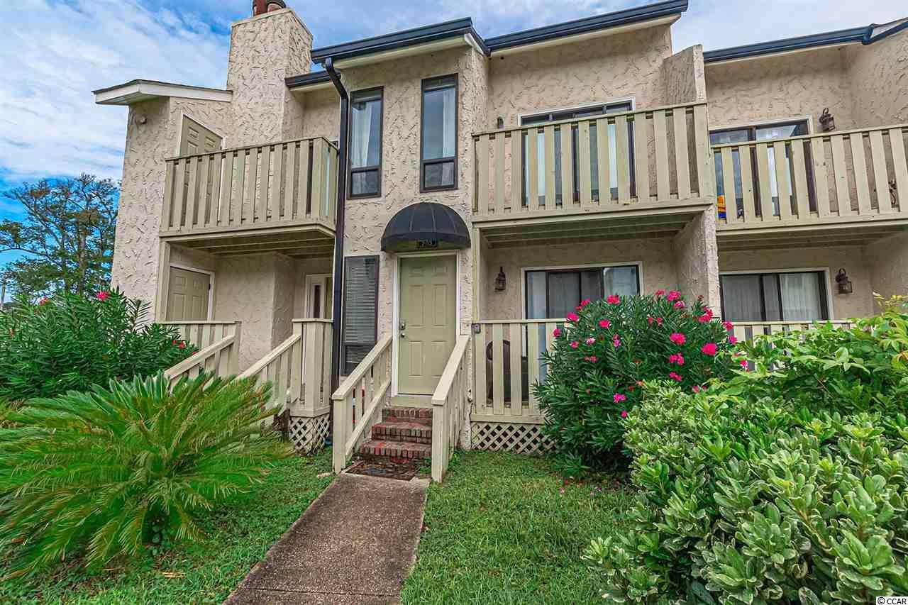 303 20th Ave. S - Photo 1