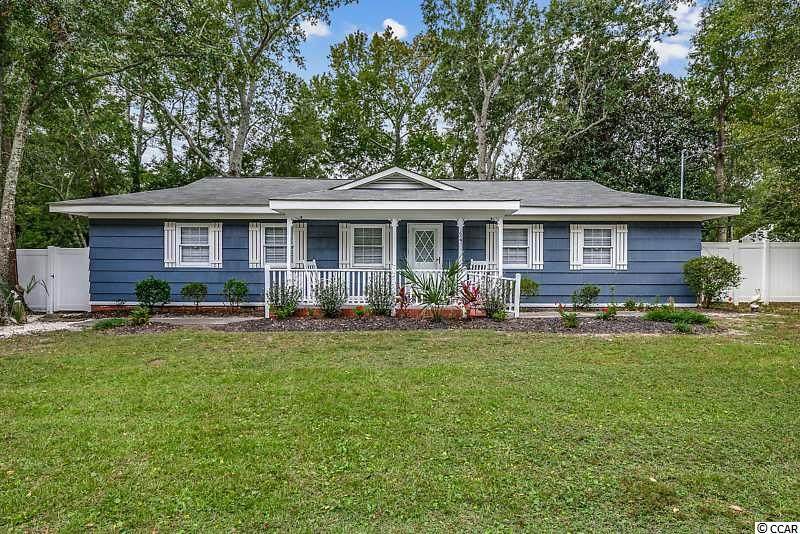 627 Pine Dr. - Photo 1