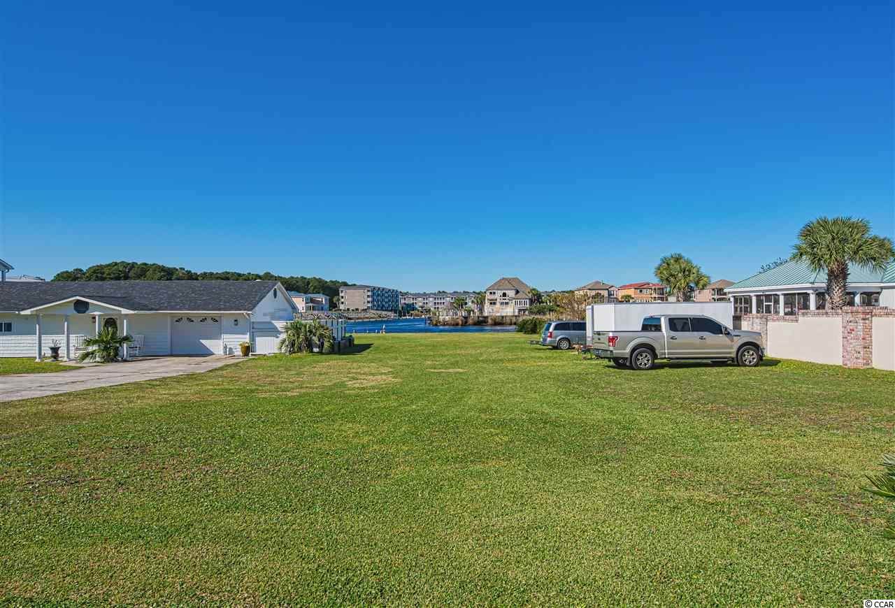 1401 Waterway Dr. - Photo 1